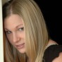 Free Porn Gallery Leia strips down in the doorway