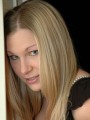 Leia strips down in the doorway